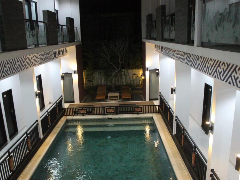 Mahayana Kuta Hotel